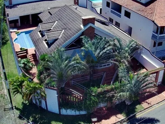Imagem: Belíssima Casa Alto Padrão À Venda