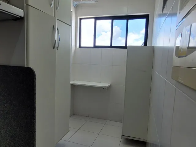 Imagem 4: Apartamento Padrão Semi-Mobiliado Imbui