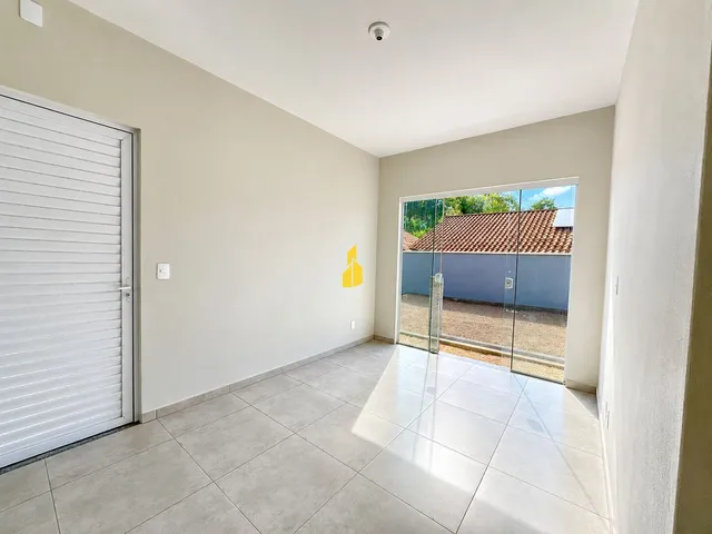 Imagem 10: Casa Á Venda no Bairro Araponguinhas