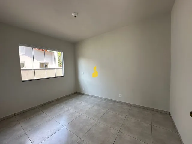 Imagem 8: Casa Á Venda no Bairro Araponguinhas