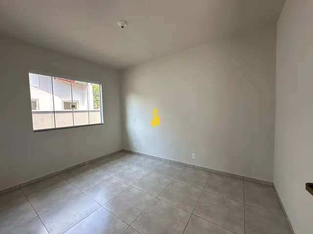 Imagem 9: Casa Á Venda no Bairro Araponguinhas