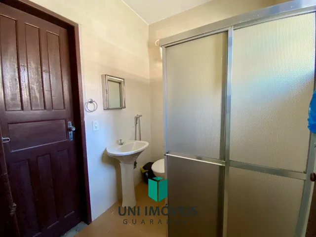 Imagem 4: Casa Linear com Terreno de 1.850 m² em Guarapari - Acesso ao Canal, Lazer e 300m da