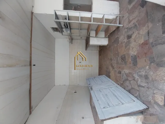 Imagem 2: ? CASA À VENDA OU LOCAÇÃO – AVENIDA MARECHAL DEODORO