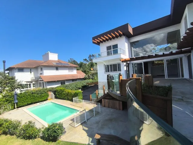 Imagem 12: Imóvel de luxo em Florianópolis-SC: 4 suítes, 3 salas, 6 banheiros, 4 vagas - 740m²