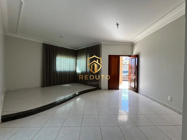 Imagem: Casa À Venda no Bairro Copacabana - Patos