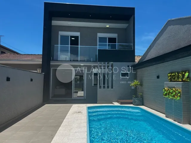 Imagem: Casa à venda, com 4 quartos no ATAMI SUL