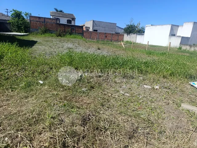 Imagem: Terreno á venda pronto para construir na