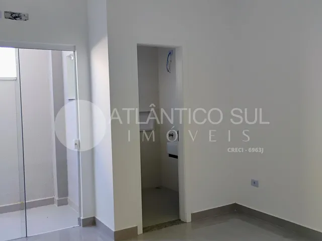 Imagem 13: CASA COM 3 QUARTOS, APENAS 350m DO MAR, IPACARAI, MATINHOS - PR