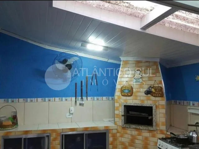 Imagem 3: Excelente casa no litoral- Balneario Beltrami com piscina, à 400 metros do Mar
