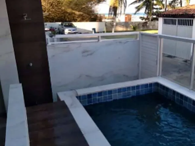 Imagem 2: Casa à venda em Cabo de Santo Agostinho, Enseada dos Corais, com 3 quartos, 215m²