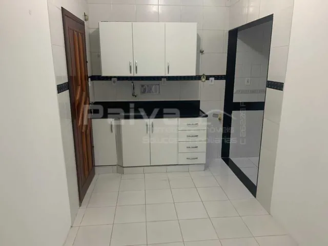Imagem 2: Ótimo Apartamento 03 Quartos, Suíte e Vaga, no Ingá. Próximo À Praia