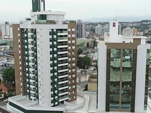 Imagem 2: Sala Comercial Nova no Centro de Criciúma - com Parcelamento Direto em Até 100 Meses