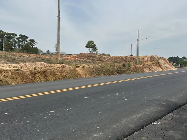 Imagem: Terreno Comercial de Frente para o Anel