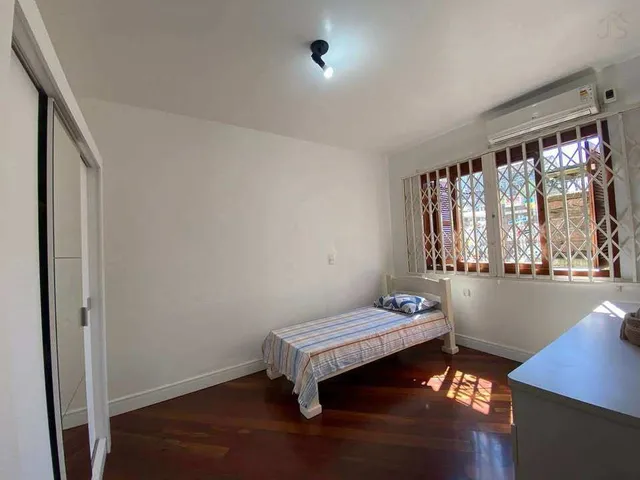 Imagem 2: Casa à venda em Novo Hamburgo, Primavera, com 3 quartos, 210m²