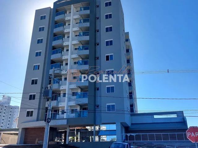 Imagem: O apartamento possui 4 Dormitórios, 1 Suíte, 1 Banheiro,