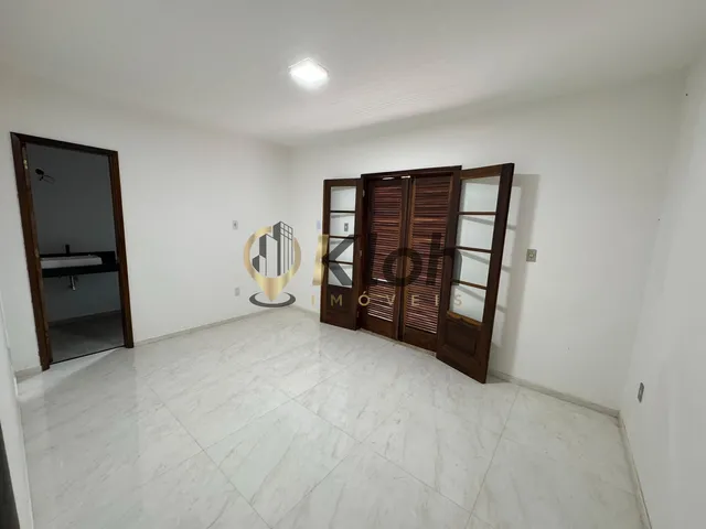 Imagem 4: Oportunidade! Excelente residência c/ 3 Quartos (1 suíte) Piscina próximo ao hotel