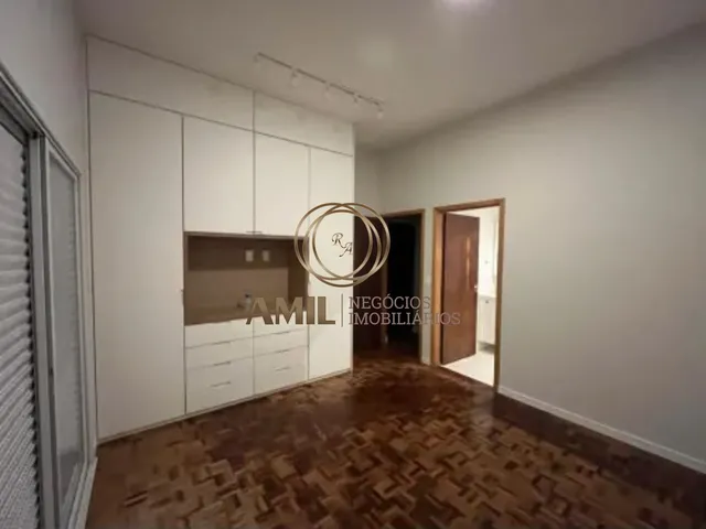 Imagem 9: Ra Lima / Venda Casa Térrea / 5 Quartos Sendo 1 Suíte / 330M² / Portal da Serra/ Urbanova / Sjc