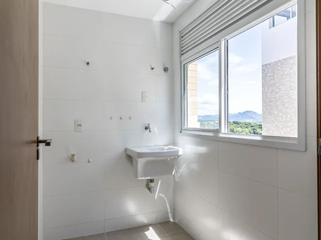 Imagem 2: Apartamento Alto Padrão para Venda em Enseada Azul Guarapari-ES