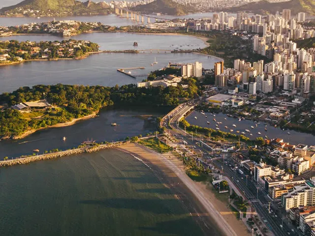 Imagem 7: Apartamento 01 e O2 Quartos Alto Padrão em Praia do Suá, Vitória/Es