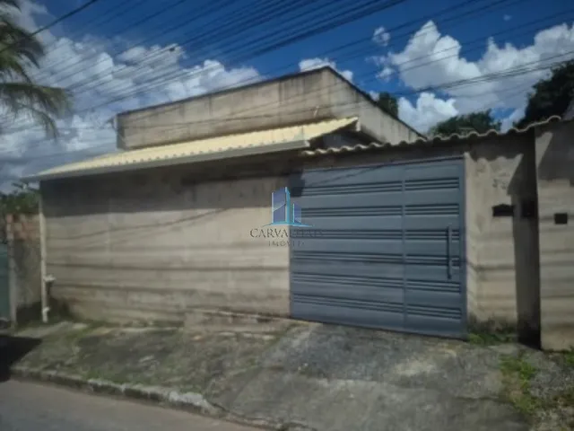 Imagem 4: Residência de Luxo à Venda em Betim Industrial - 4 Quartos, 4 Banheiros, 5 Vagas