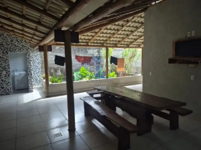 Imagem 2: Residência de Luxo à Venda em Betim Industrial - 4 Quartos, 4 Banheiros, 5 Vagas