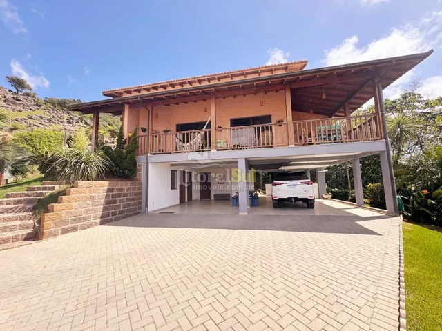 Imagem 6: Casa Ampla e Sofisticada