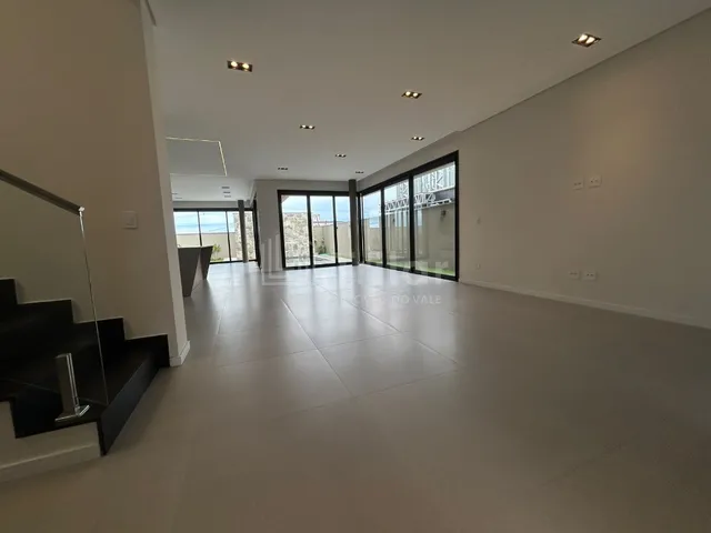 Imagem 5: Magnifico sobrado pronto para morar aqui no terras alpha