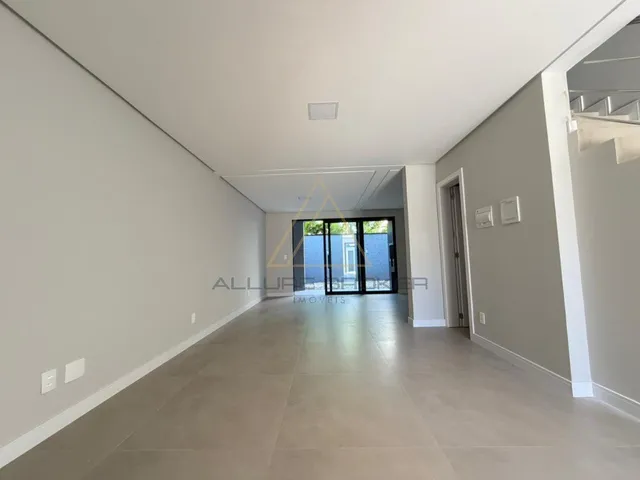 Imagem 16: CASA RESIDENCIAL em BALNEÁRIO PIÇARRAS - SC, Itacolomi