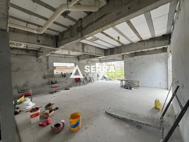 Imagem 3: ABRANTES | 316m² DE TERRENO | 175m² AC | 4 QUARTOS | 3 SUÍTES | PISCINA PRIVATIVA