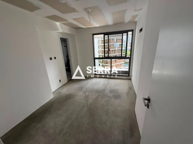 Imagem 11: HORTO FLORESTAL | 253m² | 4 SUÍTES | SUÍTE MASTER COM CLOSET | VARANDA