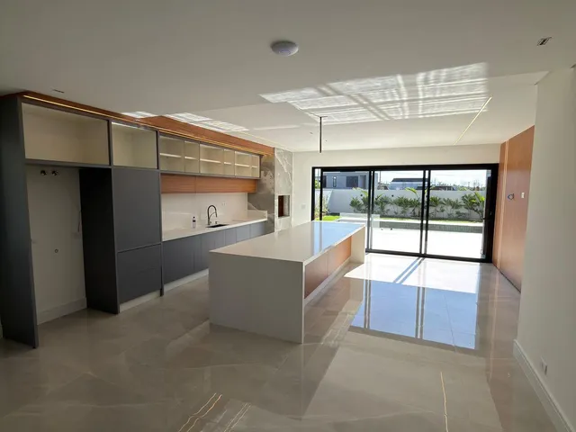 Imagem 6: Sobrado disponível para Locação no Royal Boulevard, 374m2 por R$23.000,00mês