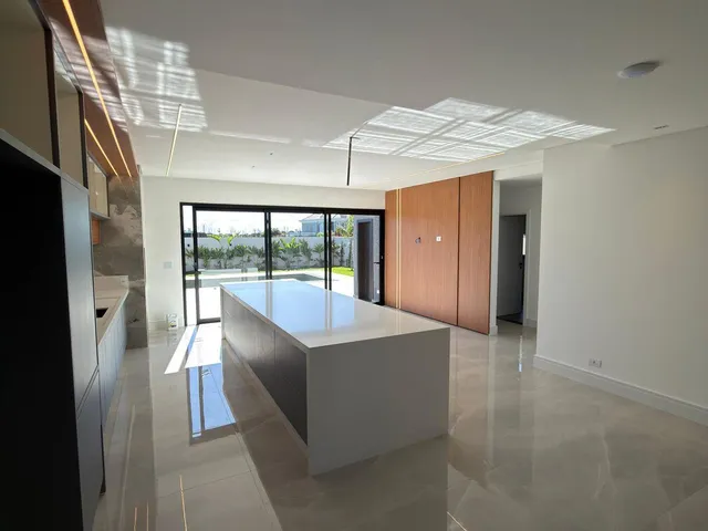 Imagem 5: Sobrado disponível para Locação no Royal Boulevard, 374m2 por R$23.000,00mês