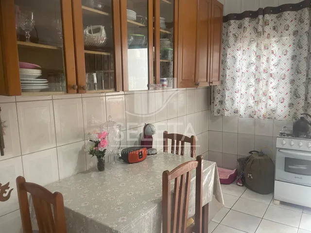 Imagem 7: Casa à venda com 3 quartos a 350m do Estadio Municpal, Esmeralda, CASCAVEL - PR