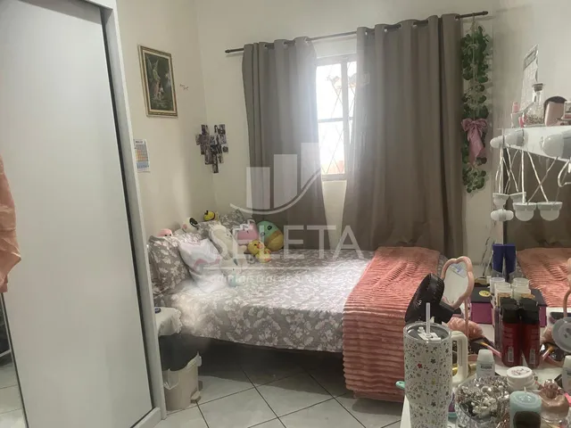 Imagem 6: Casa à venda com 3 quartos a 350m do Estadio Municpal, Esmeralda, CASCAVEL - PR