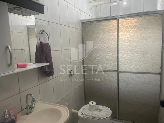 Imagem 5: Casa à venda com 3 quartos a 350m do Estadio Municpal, Esmeralda, CASCAVEL - PR