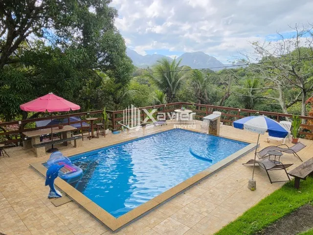 Imagem 2: Chácara com 5.000 m², Lagoa, Piscina e Casa com Suíte à Venda em Guarapari/ES - a 5
