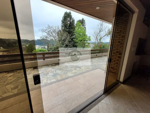 Imagem 13: Excelente Sobrado em São Bento do Sul, com 5 Dormitórios, Uma Vista Espetacular, Pode Ser Financiada