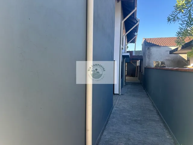 Imagem 9: Residencia com 6 dormitorios, area central de Pirabeiraba, rua sem saida, com escritorio