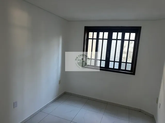 Imagem 7: Residencia com 6 dormitorios, area central de Pirabeiraba, rua sem saida, com escritorio