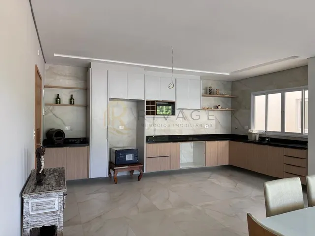 Imagem 6: Cobertura À Venda no Edifício Canto das Toninhas em Ubatuba com 150 M², 3 Quartos e Vista para Montanha