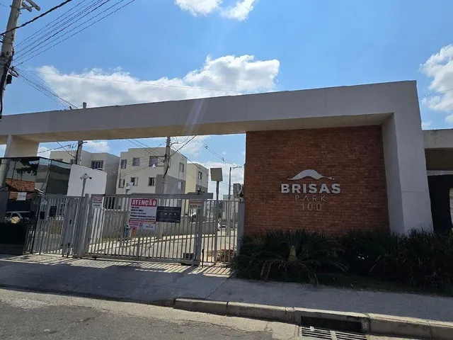 Imagem 2: Apartamento à Venda no Condomínio Brisas Park Apartamento totalmente reformado