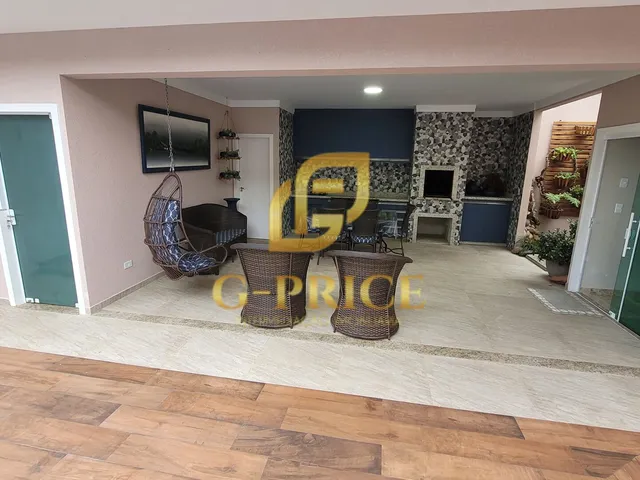 Imagem 5: Maravilhosa Casa de Alto Padrão com Piscina Apenas 100Mts do Mar