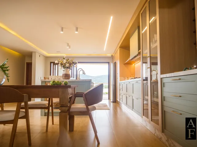 Imagem 2: Casa em Garopaba de alto padrão com vista ao mar