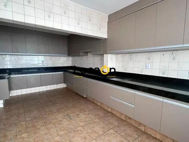 Imagem 10: ALUGA - Casa 3 Quartos no Setor Oeste - Goiania GO