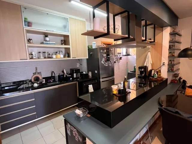 Imagem 13: P style="line-height: 1.4;">Descubra este espaçoso apartamento localizado em uma das