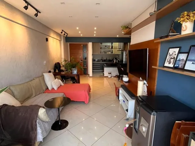 Imagem 12: P style="line-height: 1.4;">Descubra este espaçoso apartamento localizado em uma das