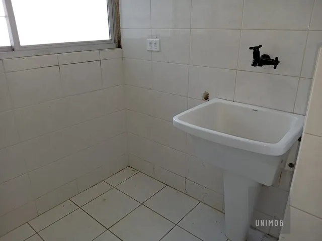 Imagem 4: Apartamento com 3 Quartos (1 Suíte) | Sacada com Churrasqueira | Portaria 24h
