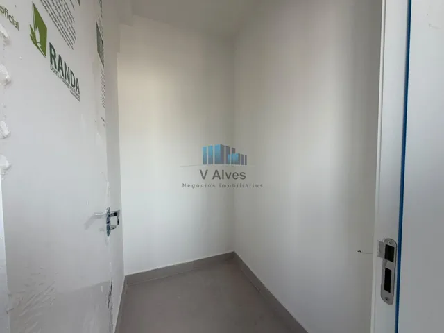 Imagem 9: Apartamento Alto Padrão, 4 quartos sendo 02 suítes e 2 semi-suites, 3 vagas. À venda