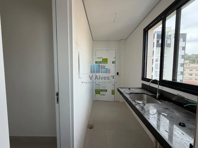 Imagem 14: Apartamento Alto Padrão, 4 quartos sendo 02 suítes e 2 semi-suites, 3 vagas. À venda