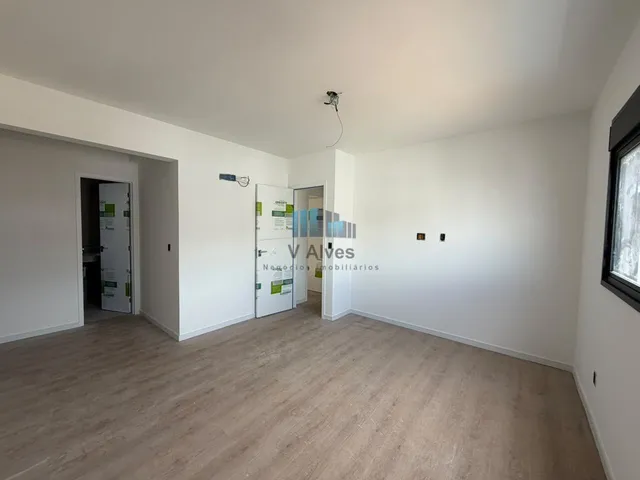 Imagem 3: Apartamento Alto Padrão, 4 quartos sendo 02 suítes e 2 semi-suites, 3 vagas. À venda